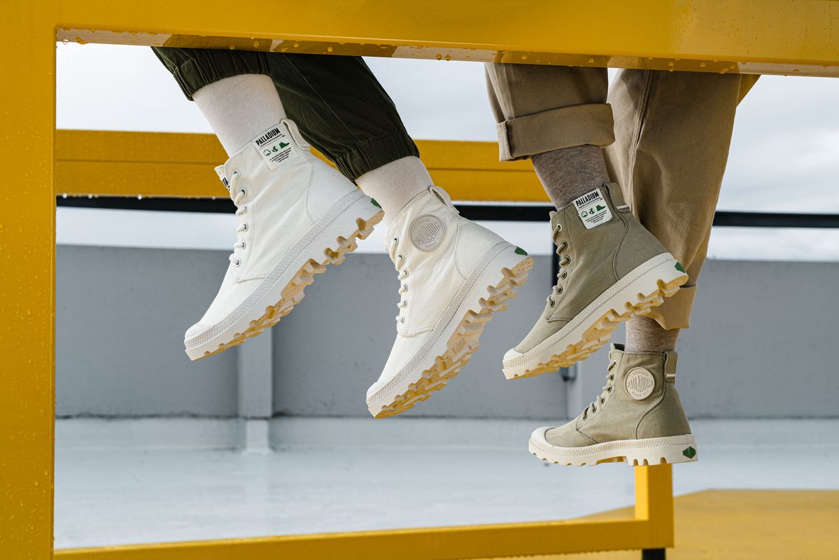 「PALLADIUM」のキャンバススニーカー