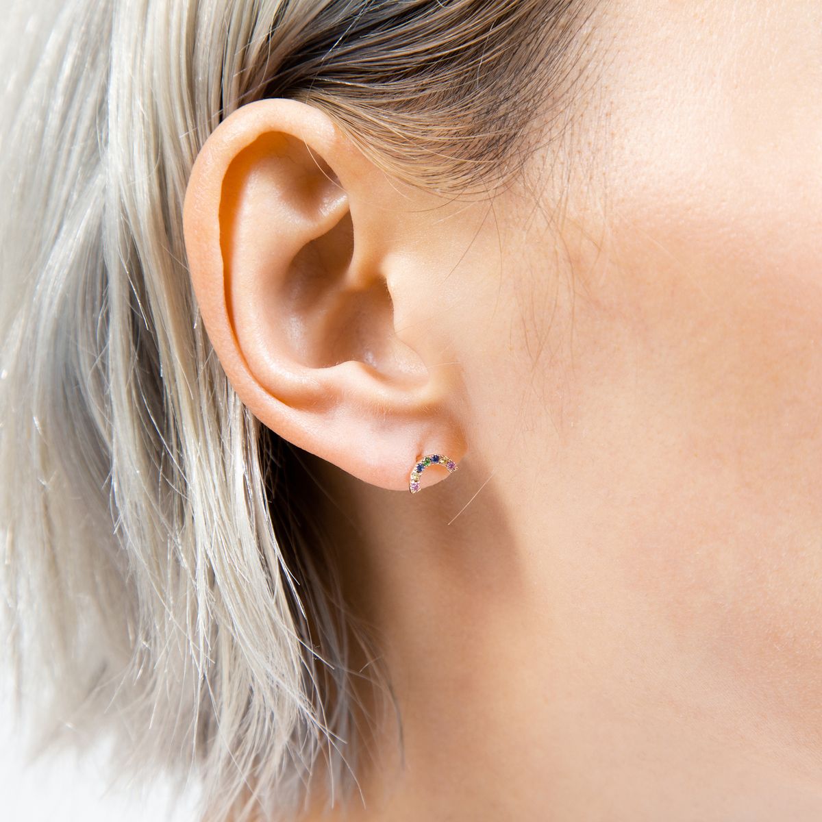 ミニレインボーピアス