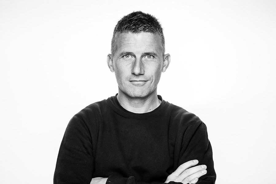 ジェームズ・カーンズ氏