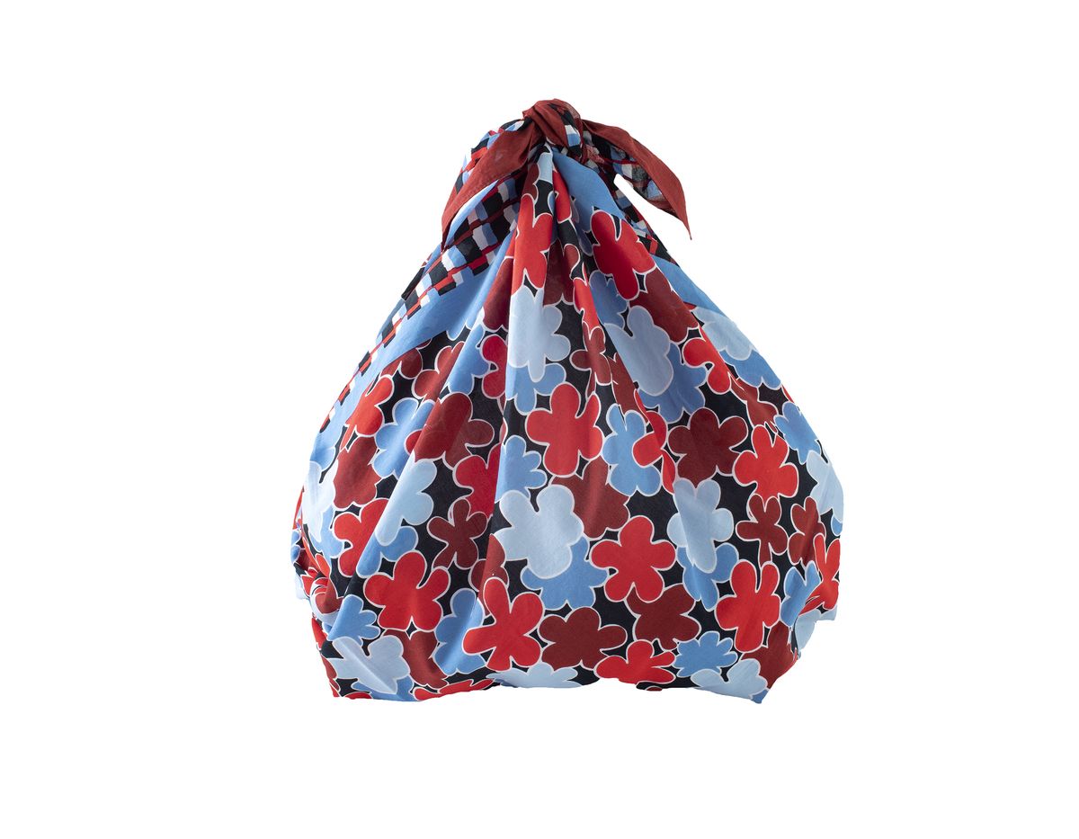 風呂敷包んだカタチ