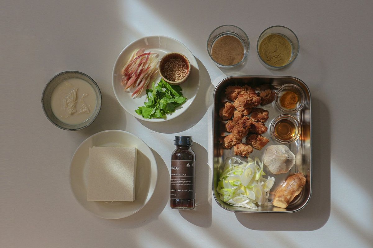 LOVEGを使用した親子丼の素材一覧