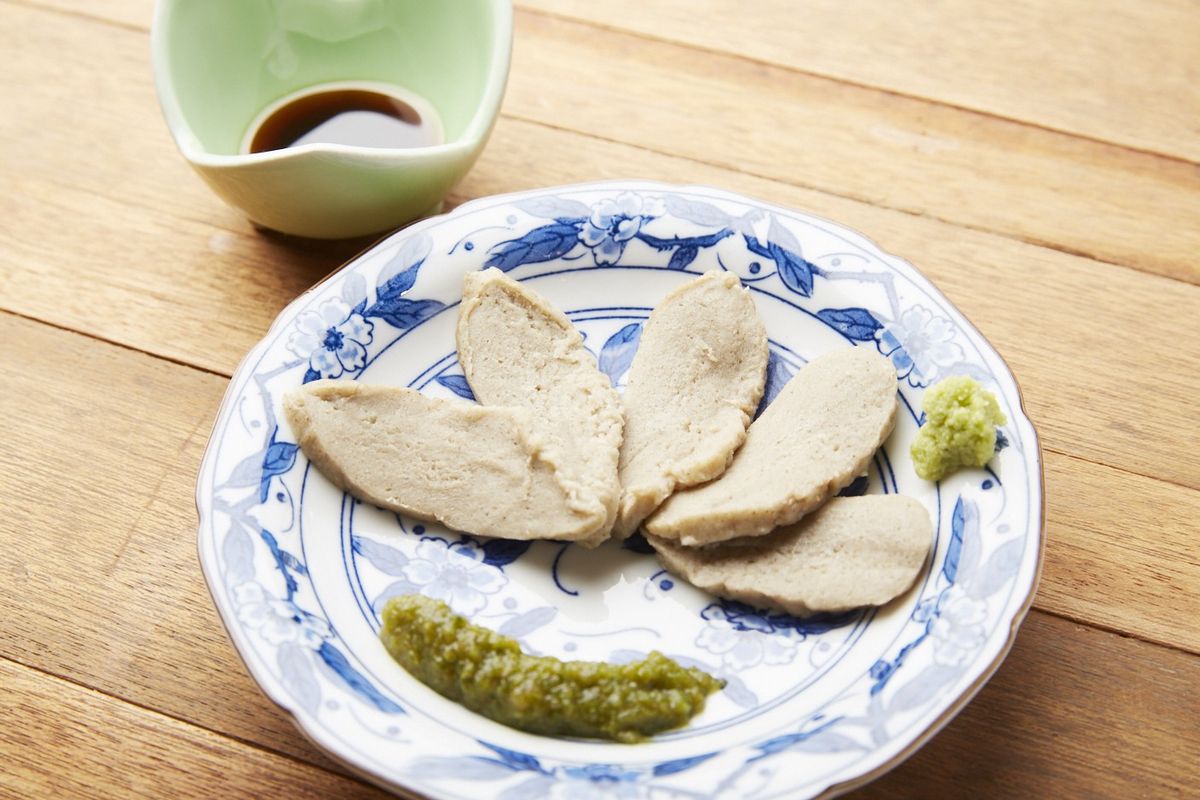 ベジブロスソースで食べる蕎麦刺し