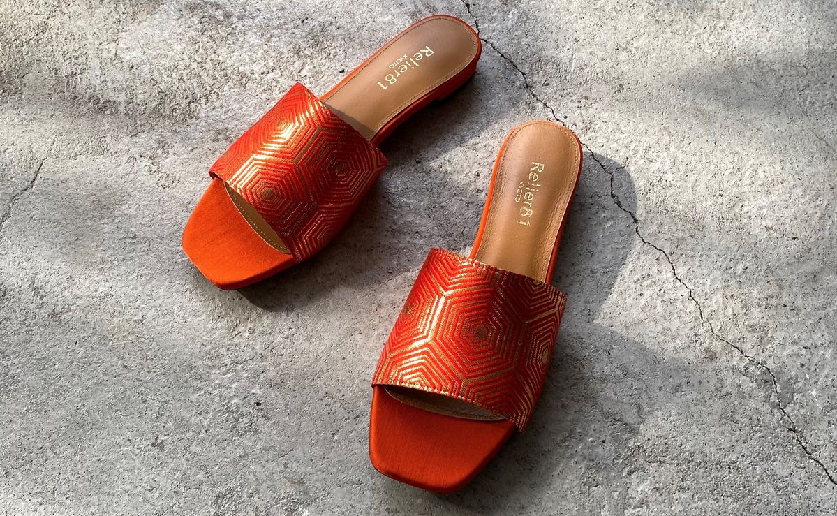 「SQUARE FLAT SANDAL」