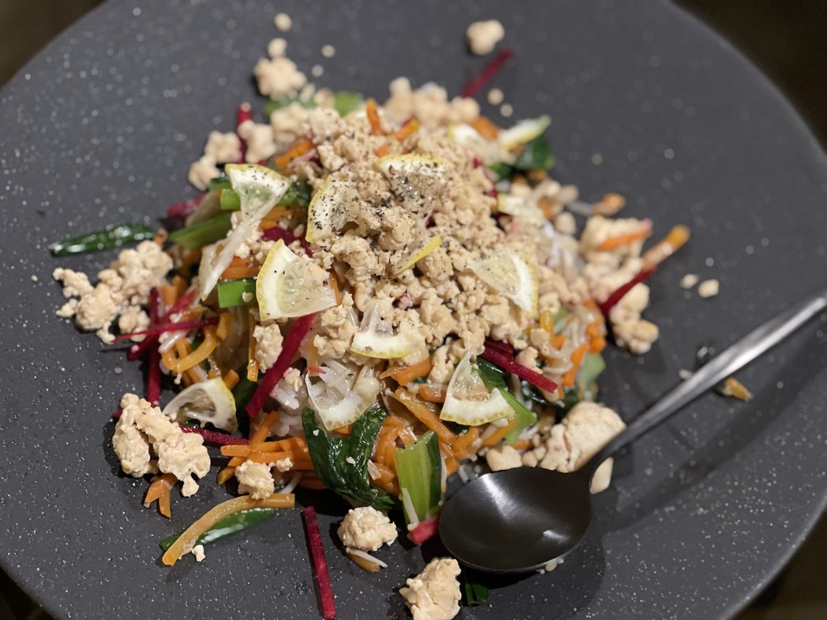 岡清華がつくった豆腐そぼろビビンバ