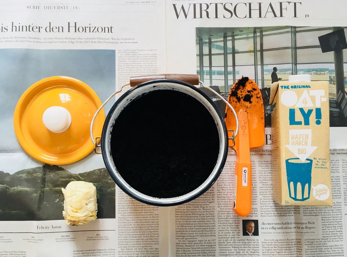 リボベジの道具一覧:牛乳パック、シャベル、コンポスト、野菜の切れはし