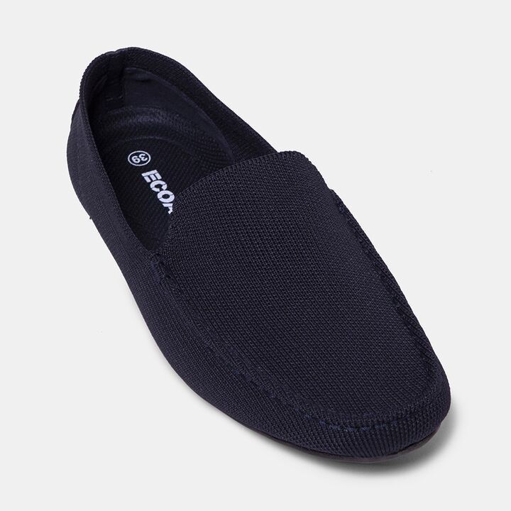 ミシュランとエコアルフのコラボによって誕生したリサイクルローファー