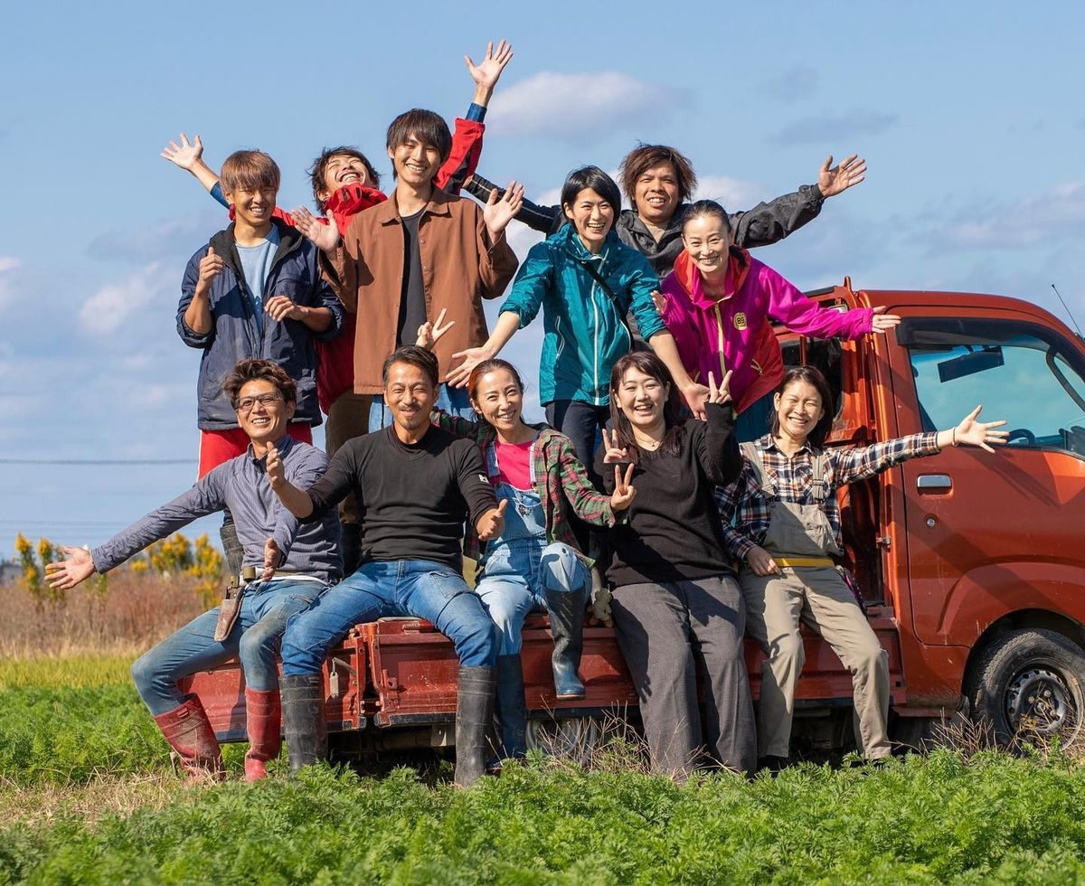 金沢メグリー農園で働いている人の様子