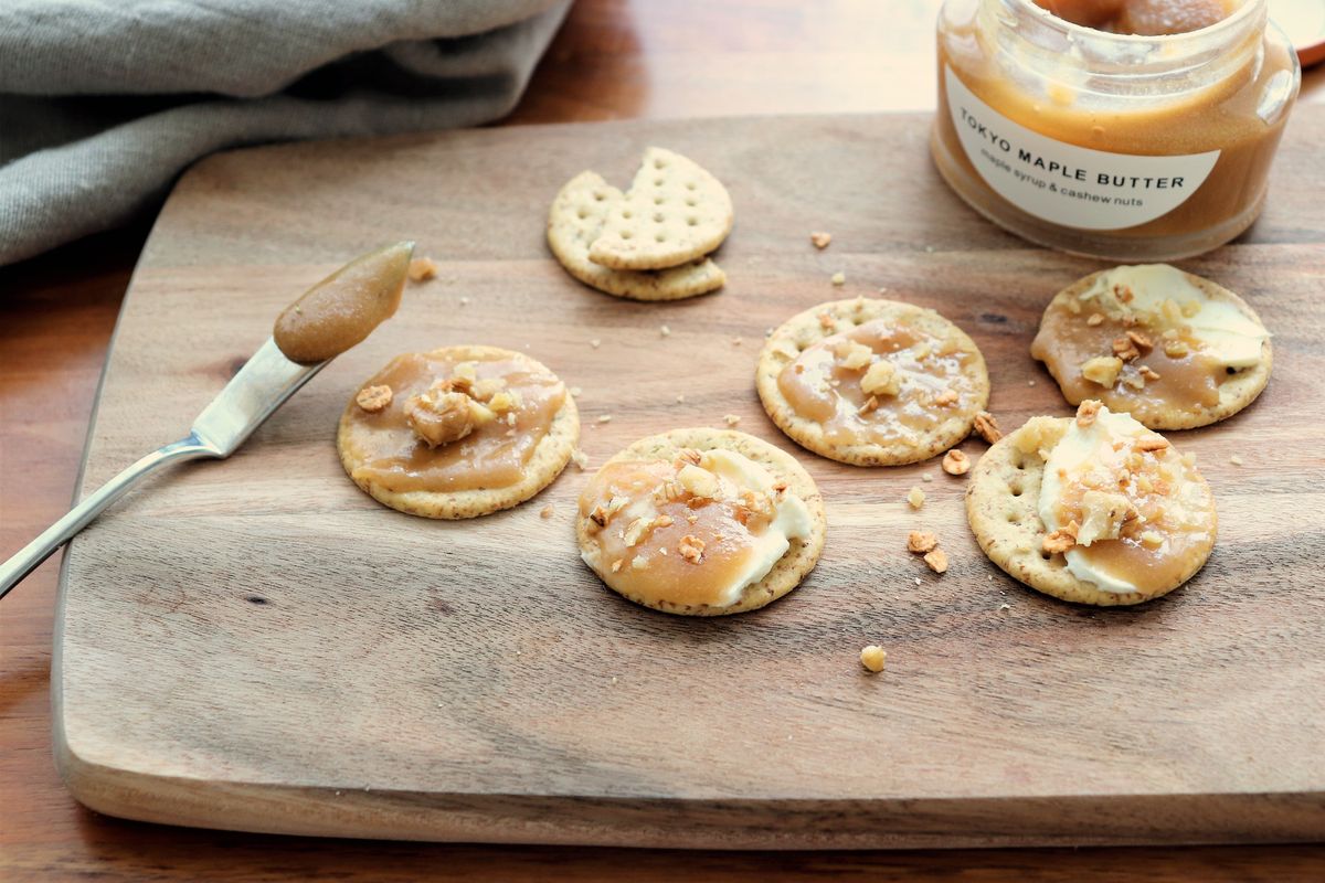 クラッカーにちょい足しメープルバター