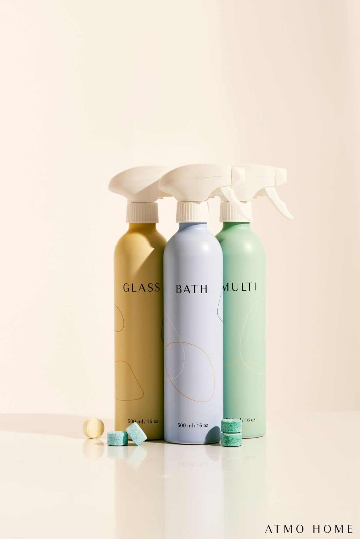 「GLASS」「BATH」「MULTI」のボトルとタブレット