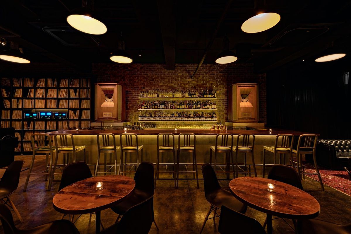 THE MUSIC BAR -CAVE SHIBUYA- with Great Sound ＆ Bistroの店内