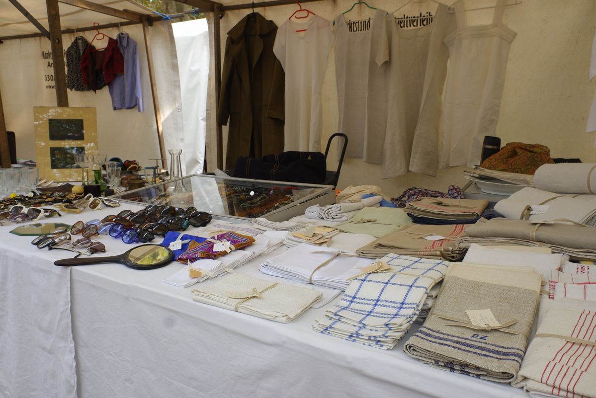 旧西ベルリンの蚤の市「Kunst&Trödelmarkt(クンスト&トローデルマルクト」