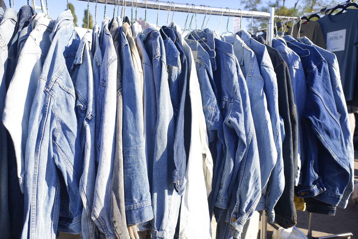 ドイツ・ベルリンの蚤の市で販売されているヴィンテージのリーバイス