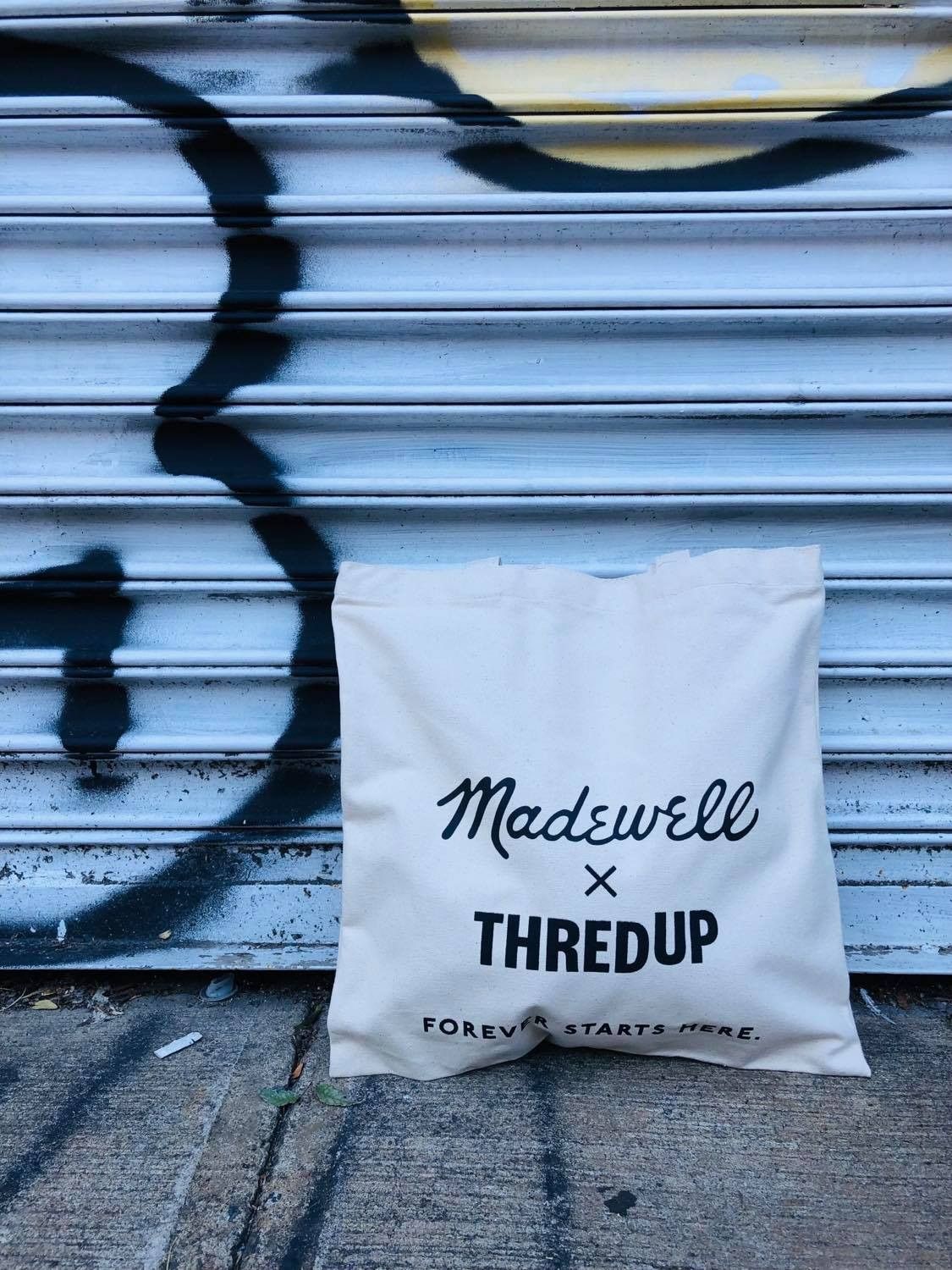 thredUPとMadewellのポップアップストアでもらえるエコバッグ