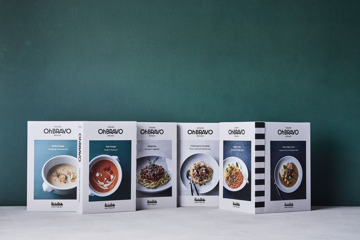 並べられた保存食品