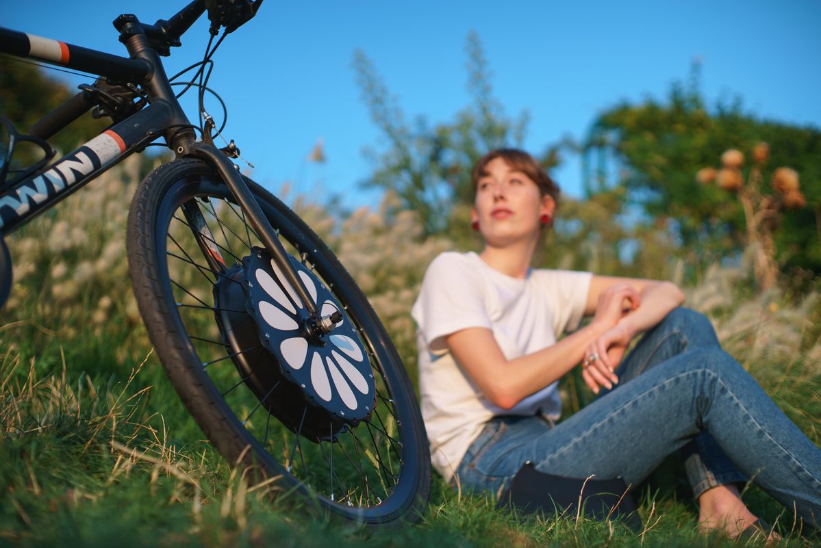 自転車を電動化する「Teebike」