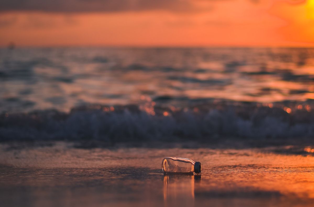 ペットボトルによる海洋汚染