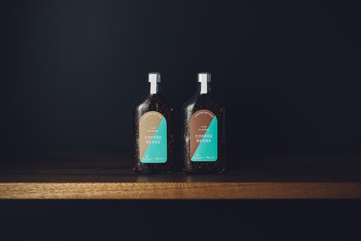 エシカル・スピリッツ＆コーヒーで販売されているコーヒー豆のボトルの写真