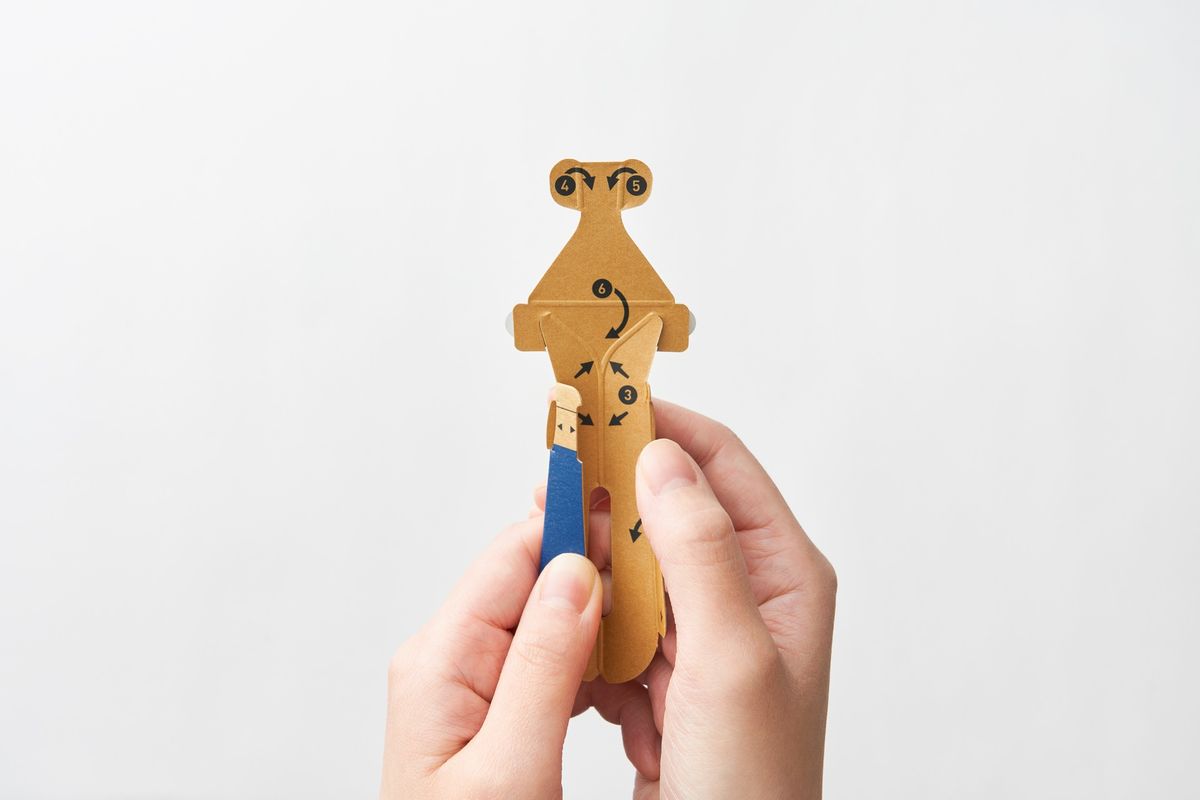 紙カミソリの組み立て方法