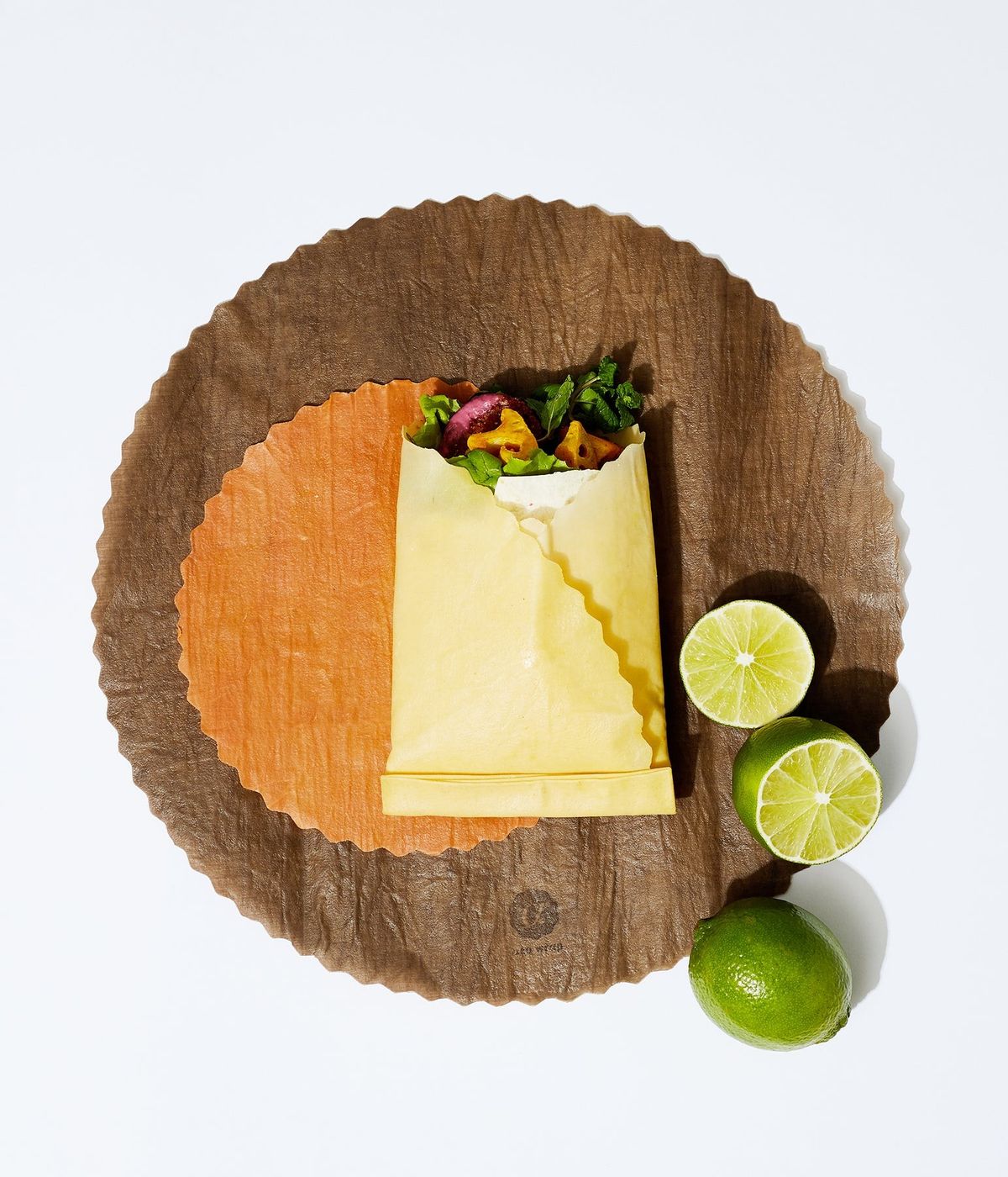 野菜を包んだ蜜蝋ラップ