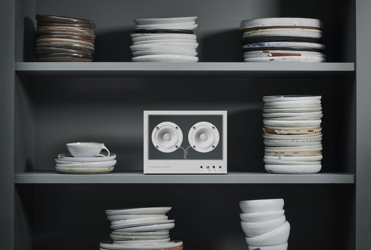 SMALL TRANSPARENT SPEAKER