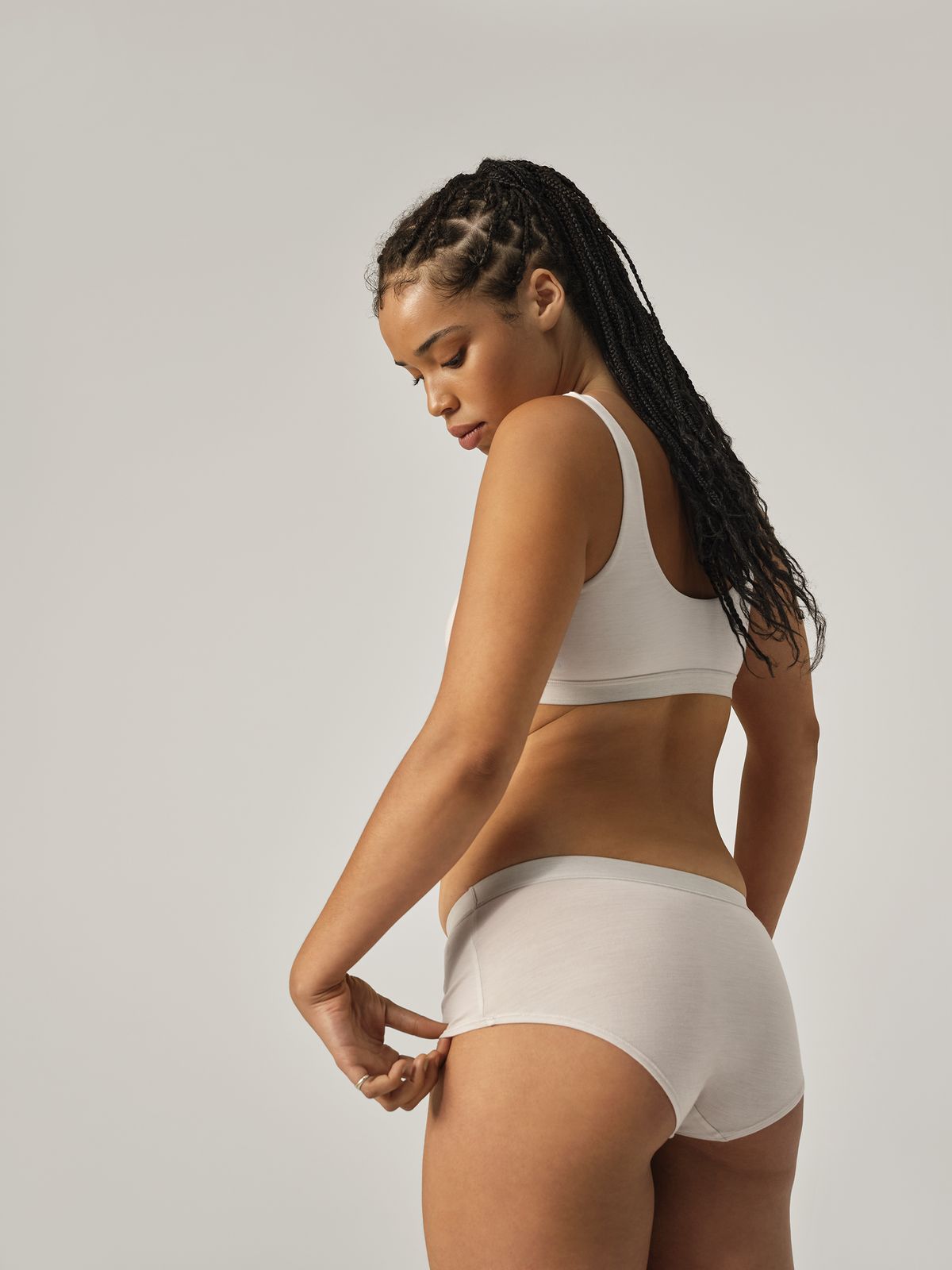 ブラレットとショーツ