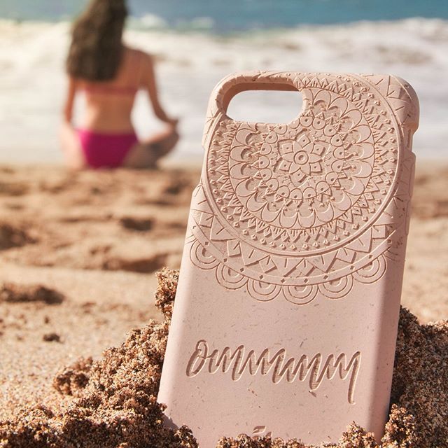 ビーチにある「Pela Case」