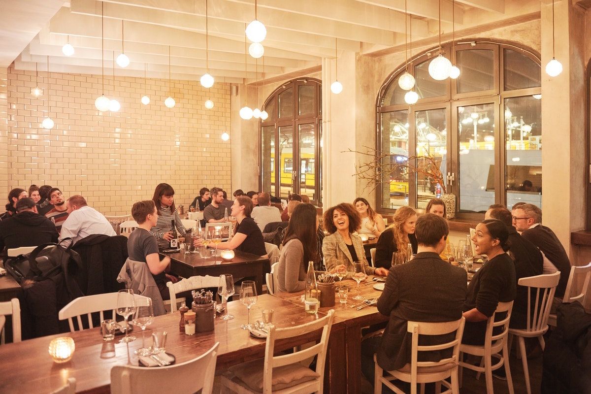 「ミヒェル・ベルガーホテル（Michelberger hotel）」のレストラン