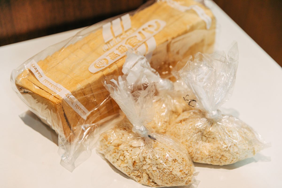 サンドイッチ用食パンとパン粉