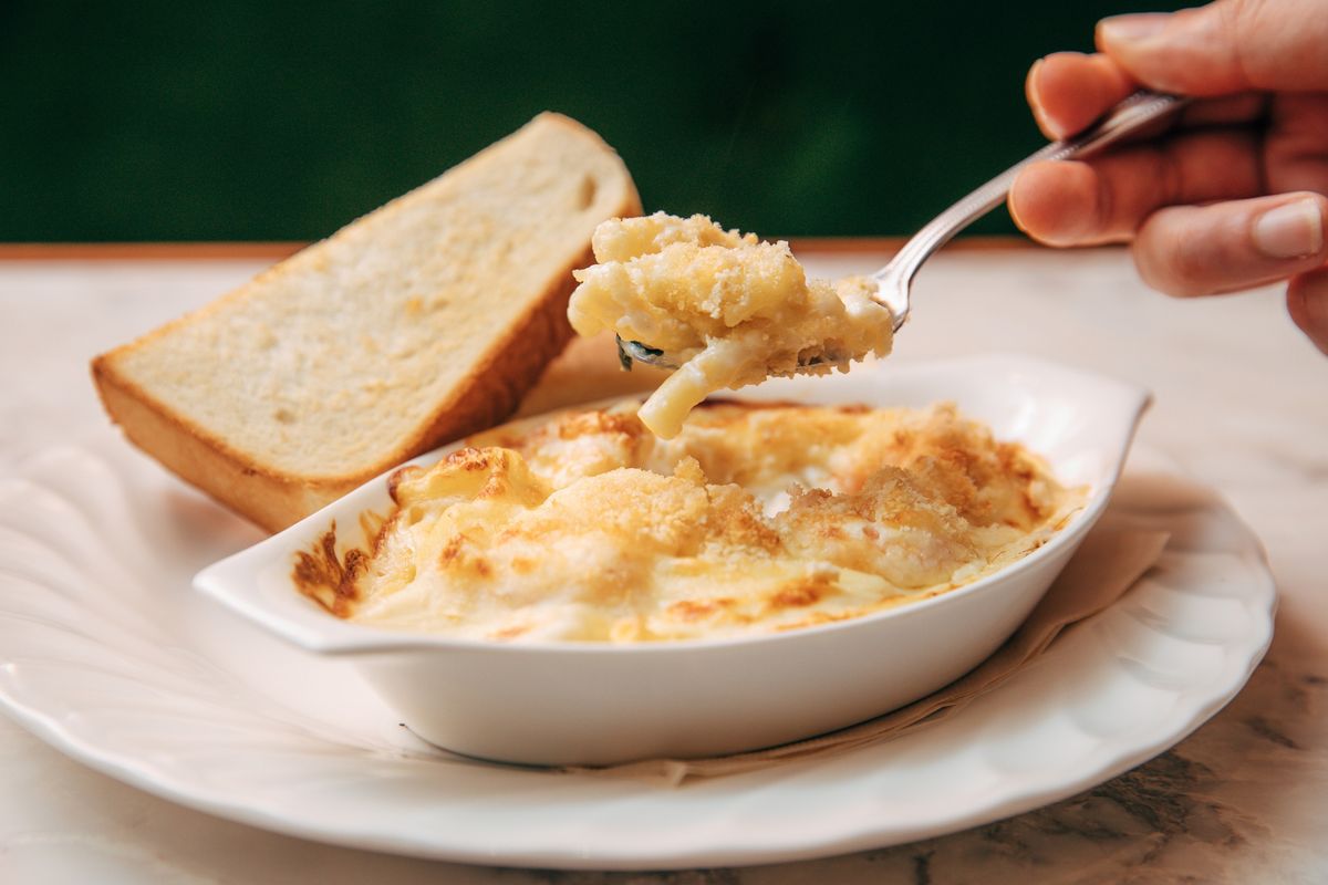 はまの屋パーラー後楽園店のグラタン