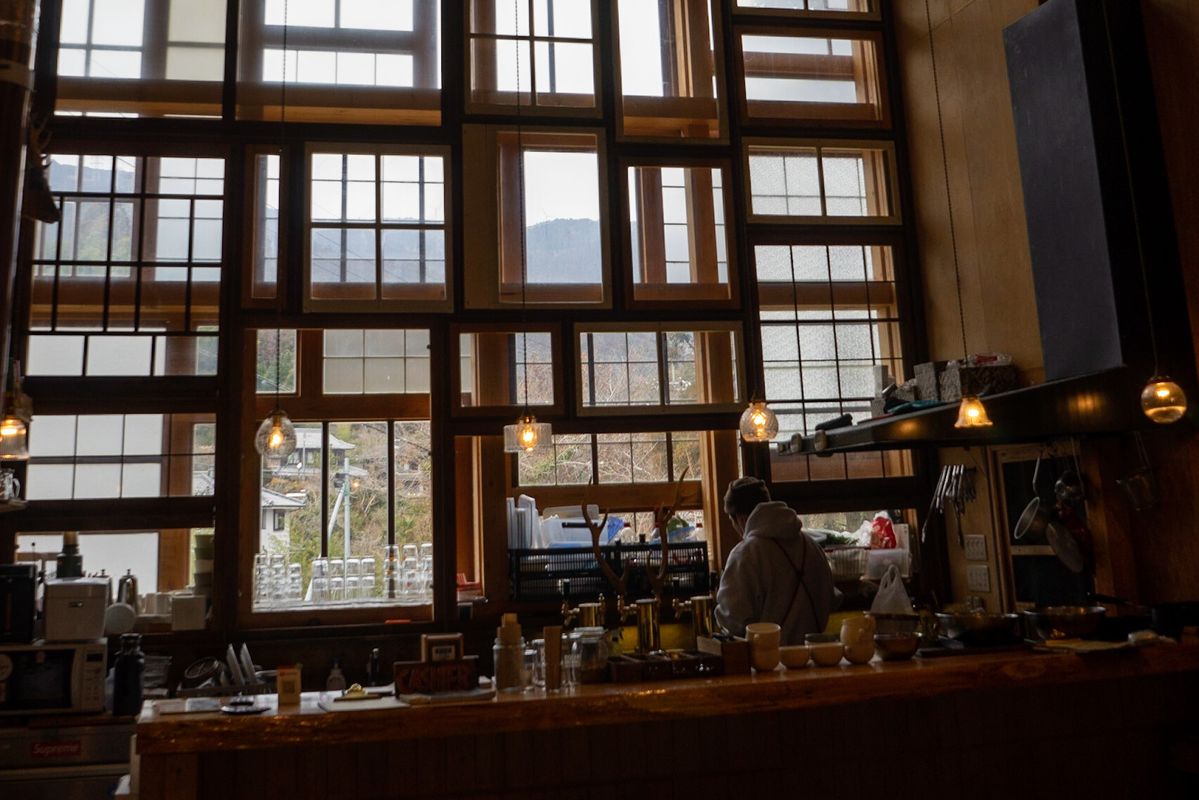 廃材を利用した窓枠