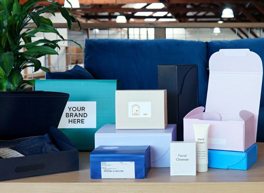 アメリカ・イギリスで人気の100%リユースできる配送パッケージ「Boox」