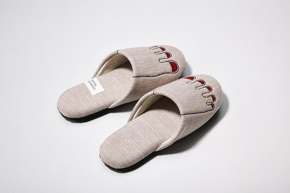 ホテルサンデーのフリーダスリッパ