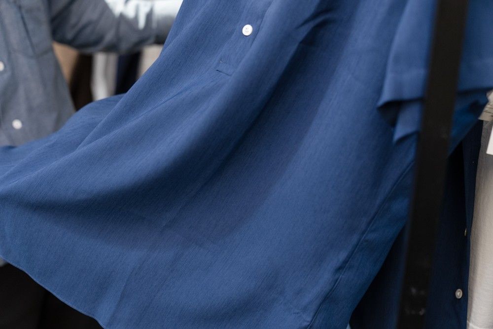 サロン ル シックのシャツ