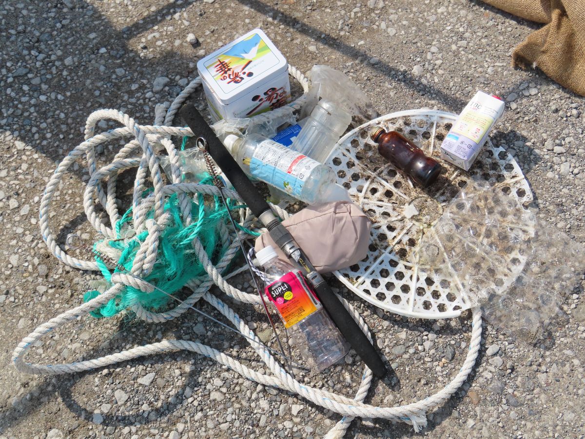 ビーチクリーンでの街のごみ