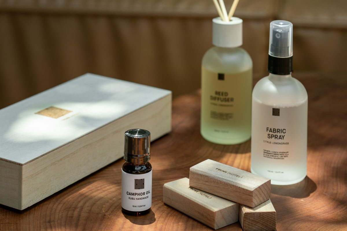 ディフューザーとアロマオイル