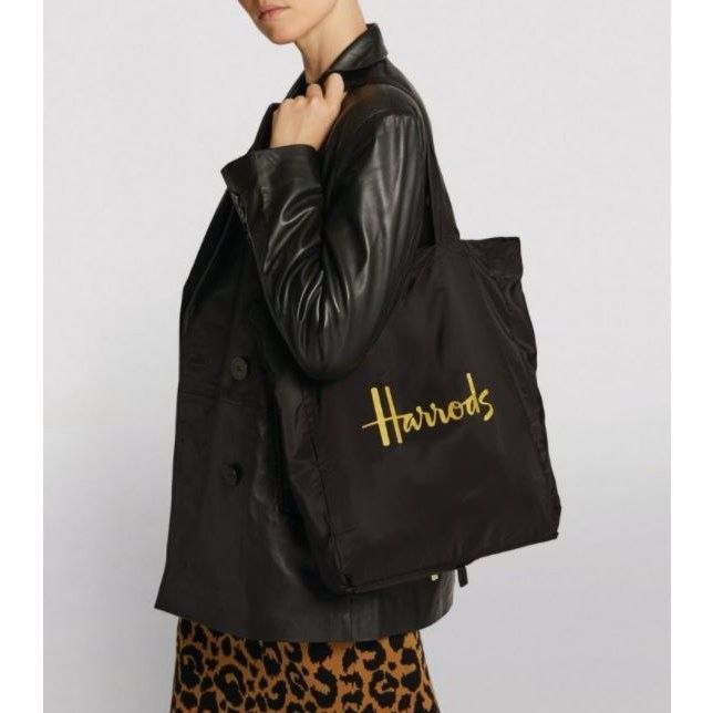 Harrods（ハロッズ）の「Harrods エコバック 収納袋付」