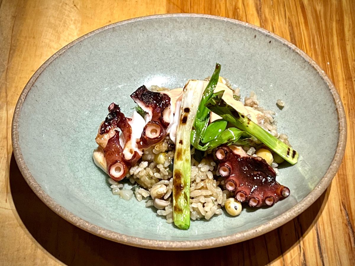 The Blind Donkeyの「Octopus paella with roasted Negi and red p