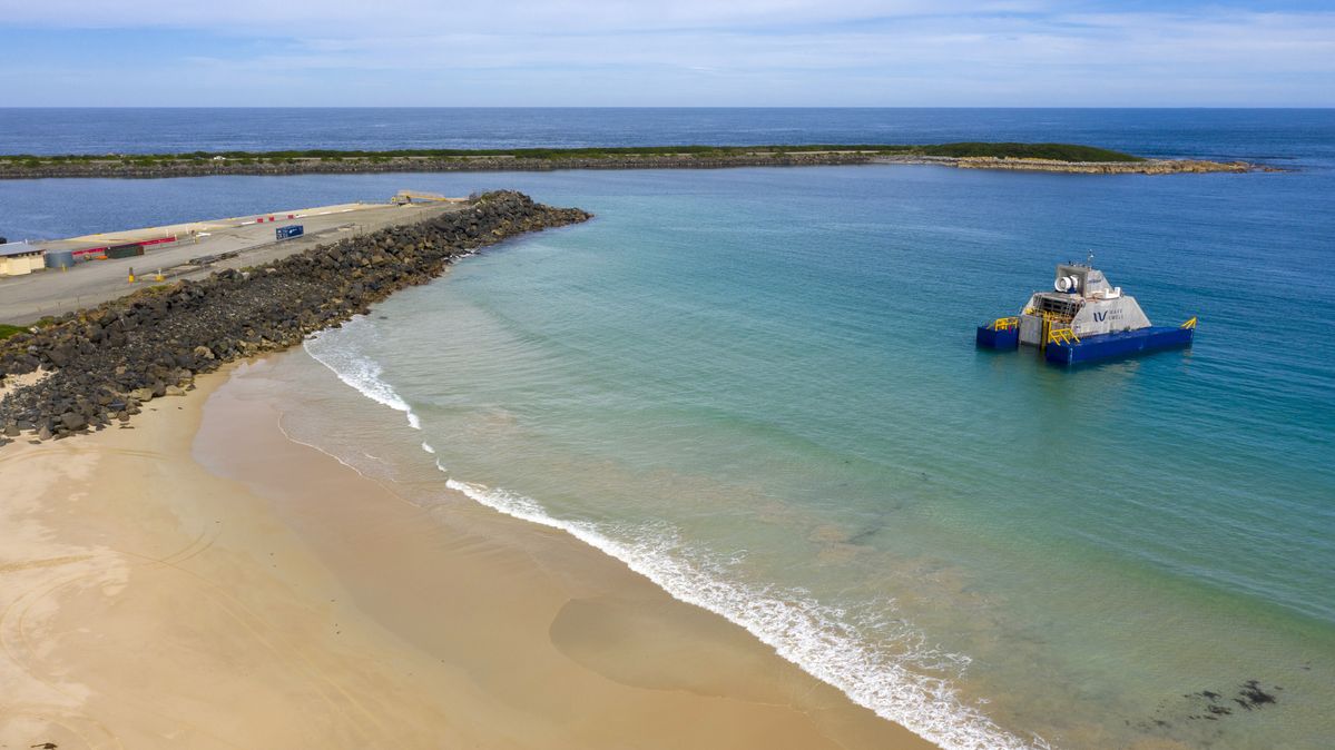 波力発電を開発するオーストラリアの新興企業「Wave Swell Energy」の発電装置