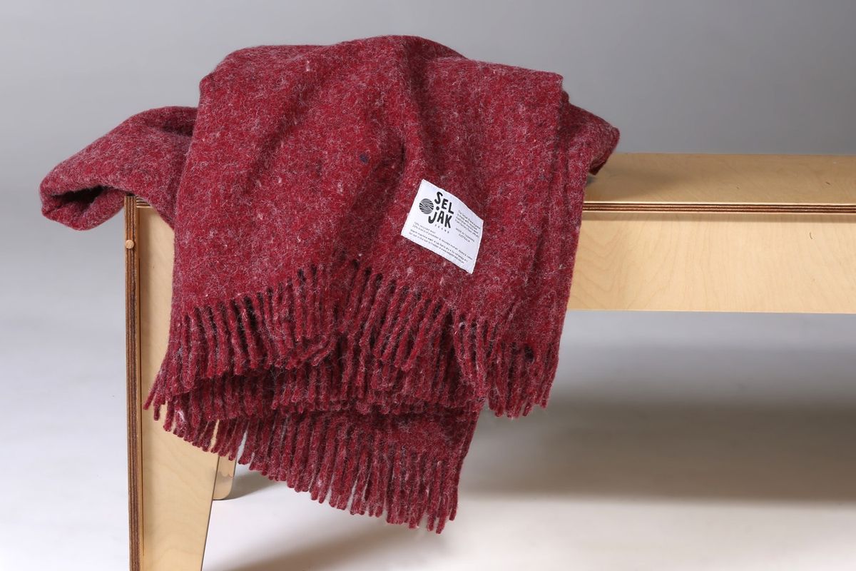 サステナブルなプレゼントにおすすめ「Seljak Brandのブランケット」