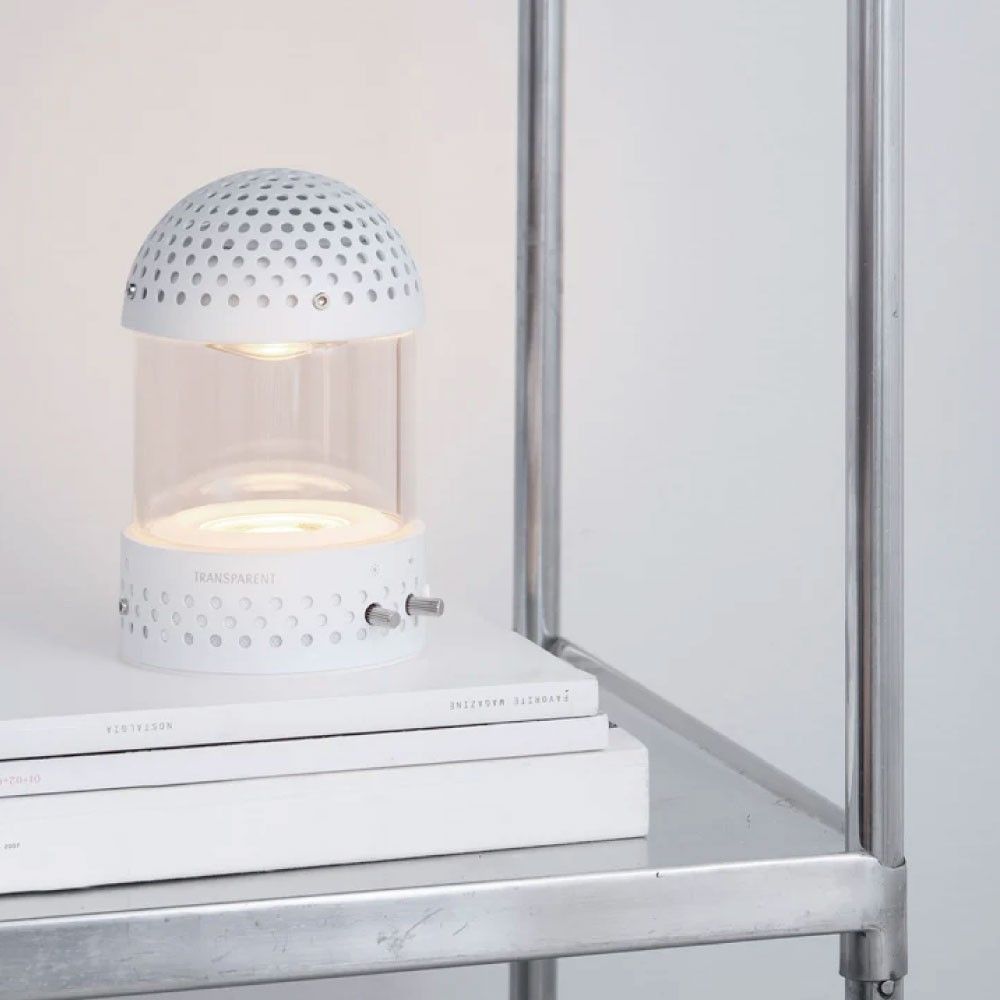 部屋に置かれたLight Speaker