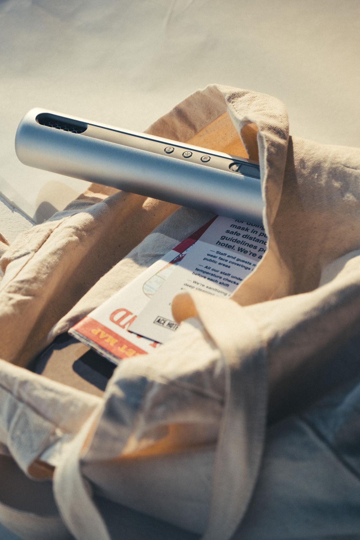 コンパクトにバッグに入ったbaton