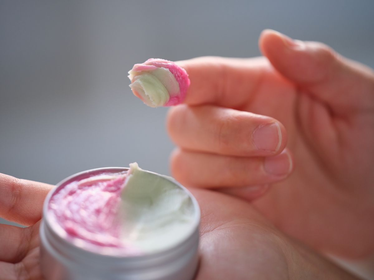 ALWAYS NEW BALMをすくった様子