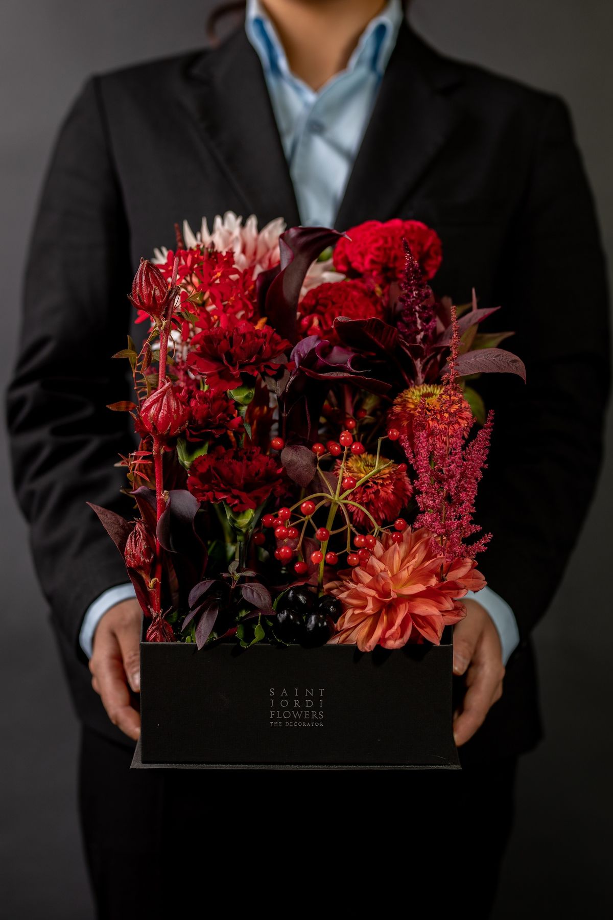 SAINT JORDI FLOWERS THE DECORATOR