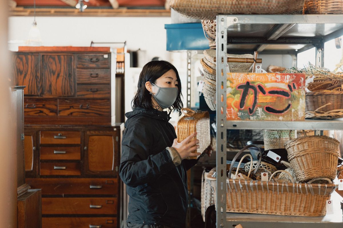 リビルディングセンター２階に並ぶ小道具