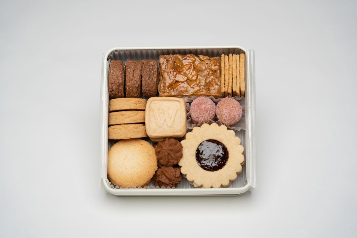 オリジナルのクッキー缶