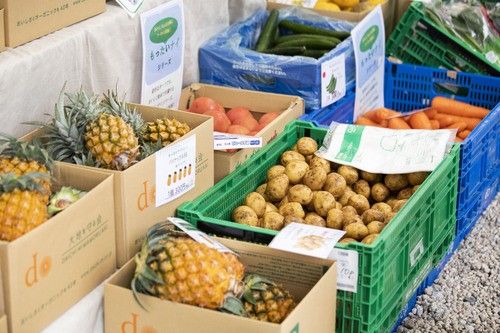 キャンドルナイトマルシェの様子