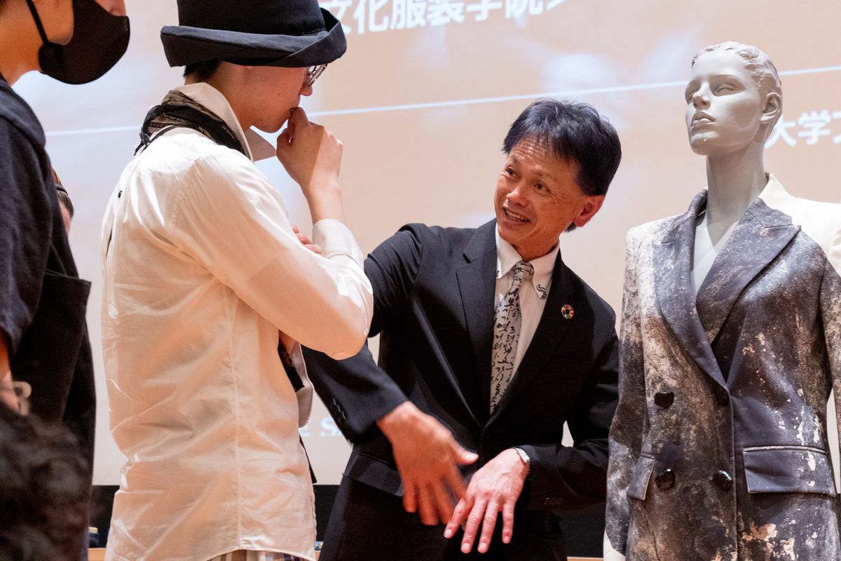 五十嵐氏と学生