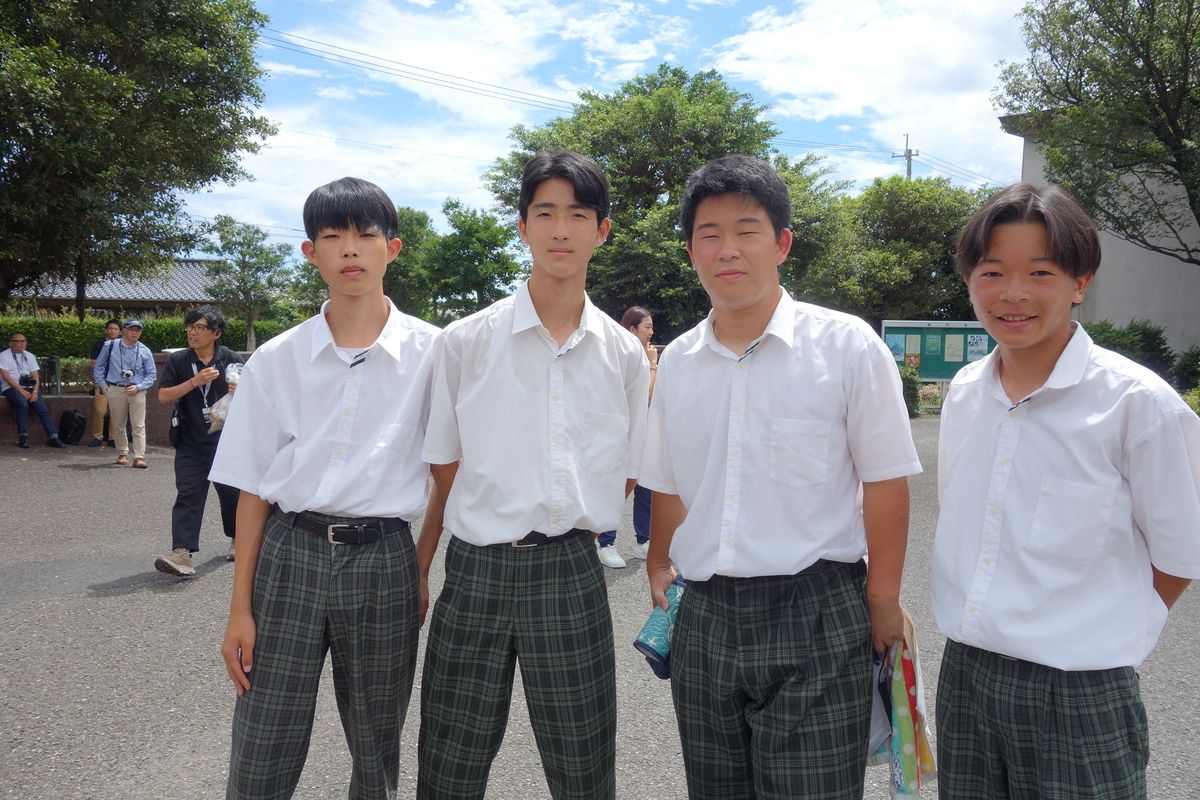 出張授業の感想を聞かせてくれた1年生の生徒たち