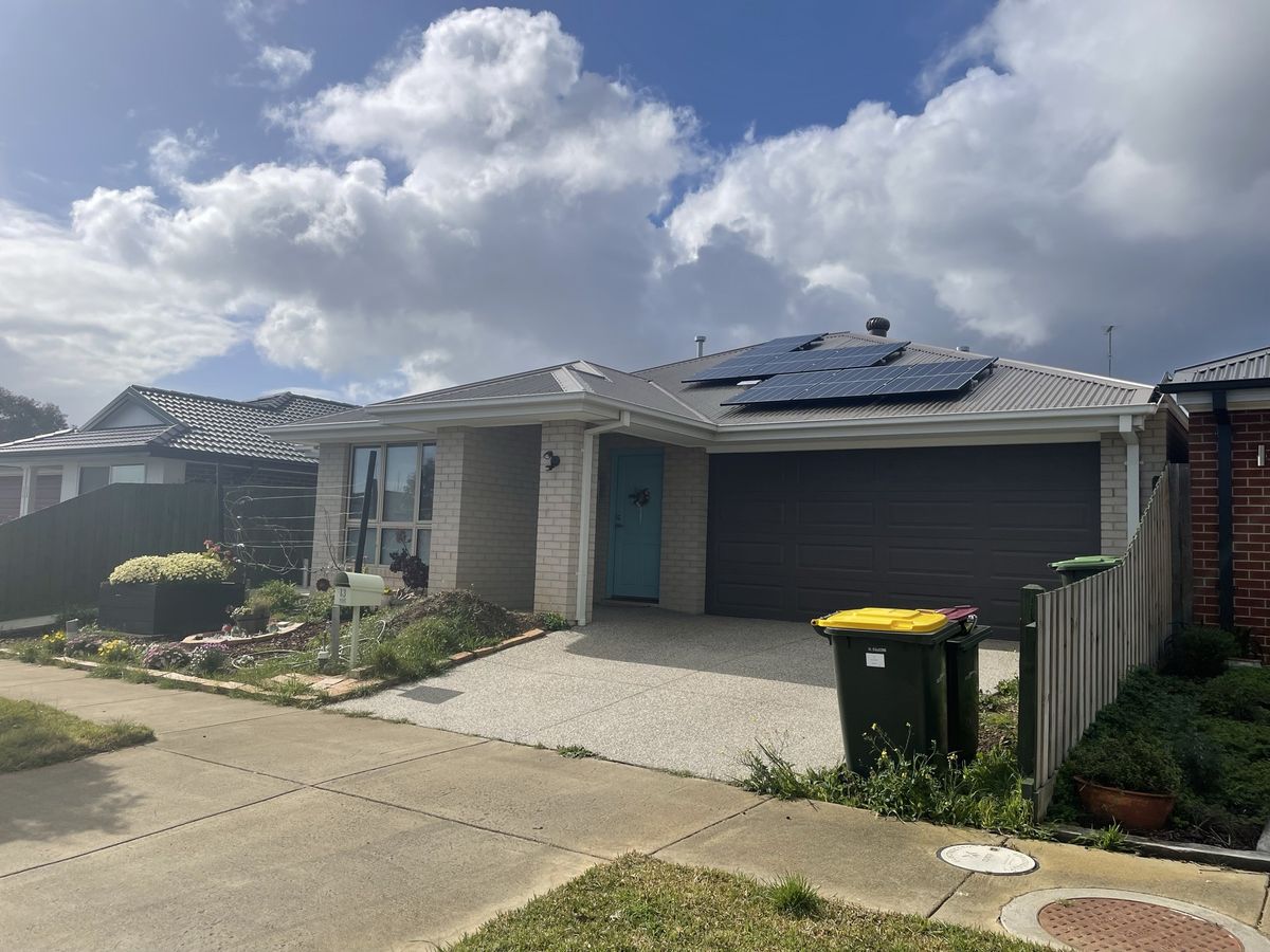 オーストラリアの戸建て住宅。屋根にはソーラーパネル