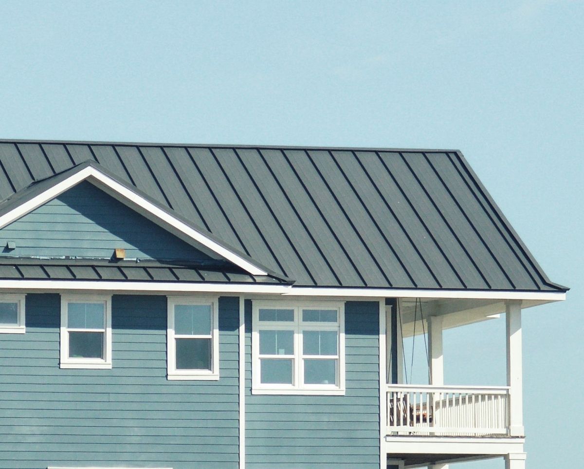 戸建住宅と青空